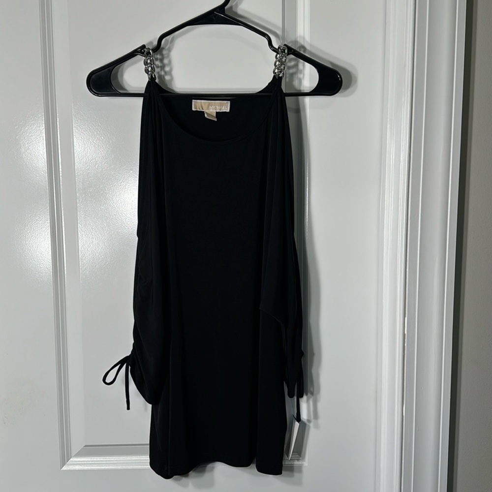 MICHAEL KORS black shirt. Size Large.